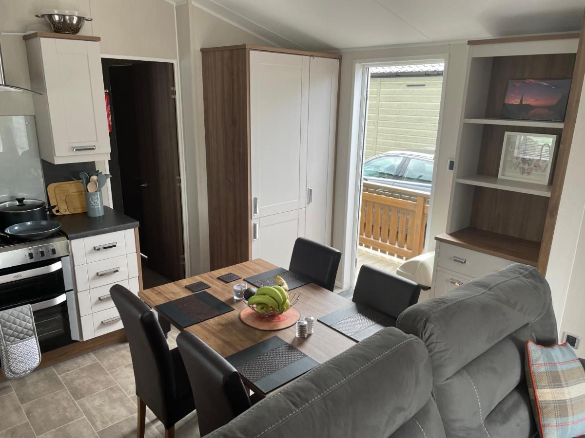 Beautiful 2 Bedroom Lodge With Stunning Views Blair Atholl Exteriér fotografie