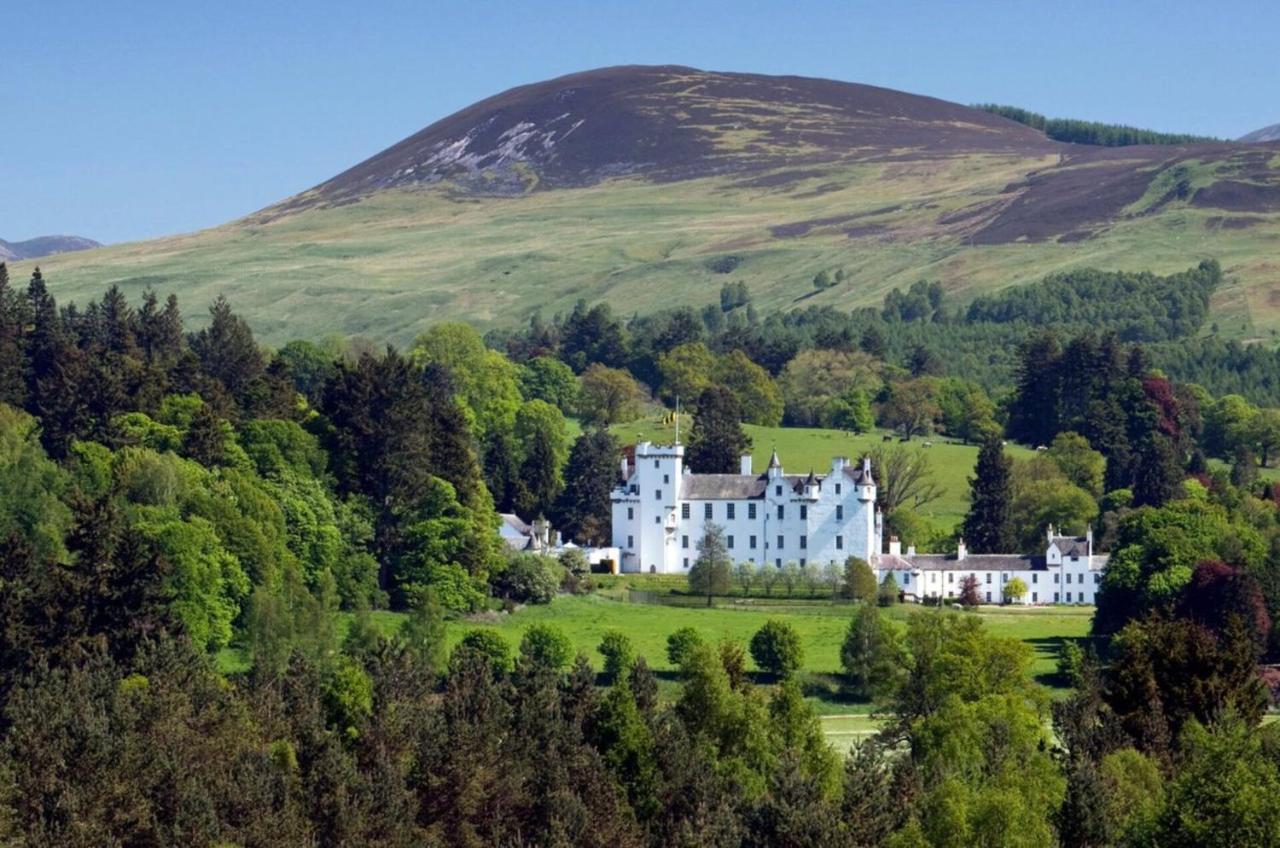 Beautiful 2 Bedroom Lodge With Stunning Views Blair Atholl Exteriér fotografie